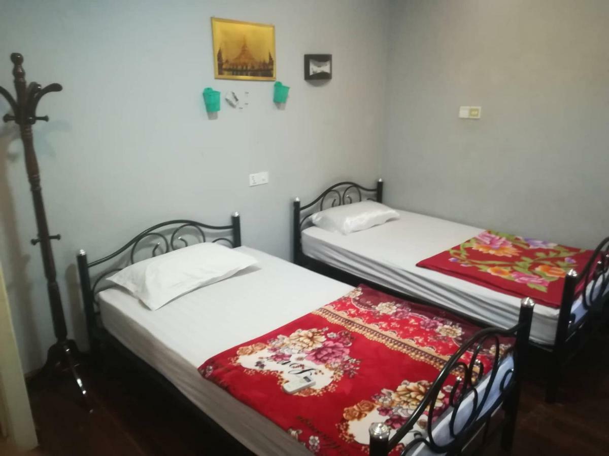 Lux Pillow Hostel Nyaung-U Exterior photo