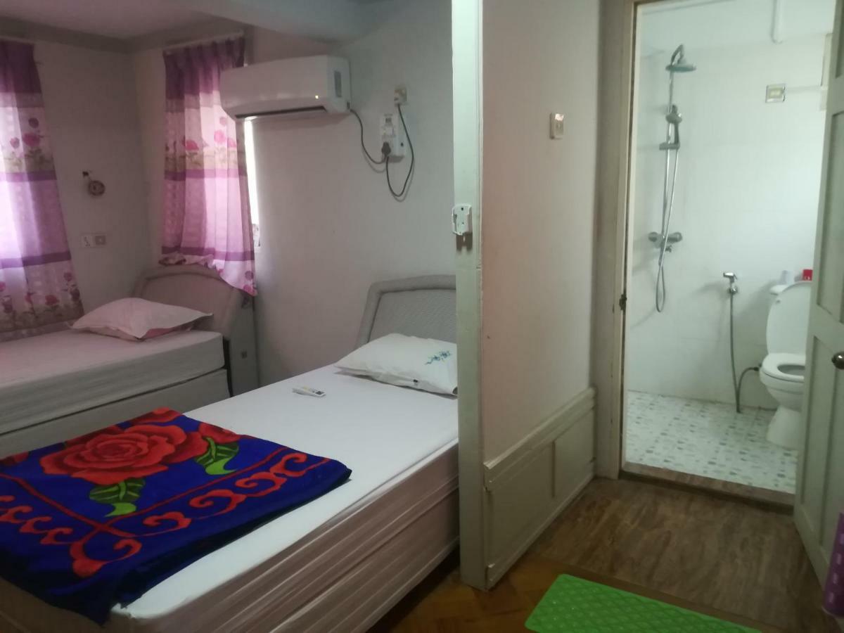 Lux Pillow Hostel Nyaung-U Exterior photo