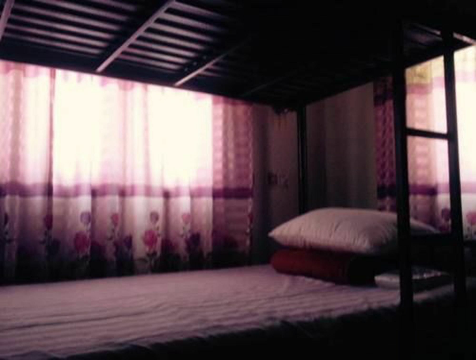 Lux Pillow Hostel Nyaung-U Exterior photo