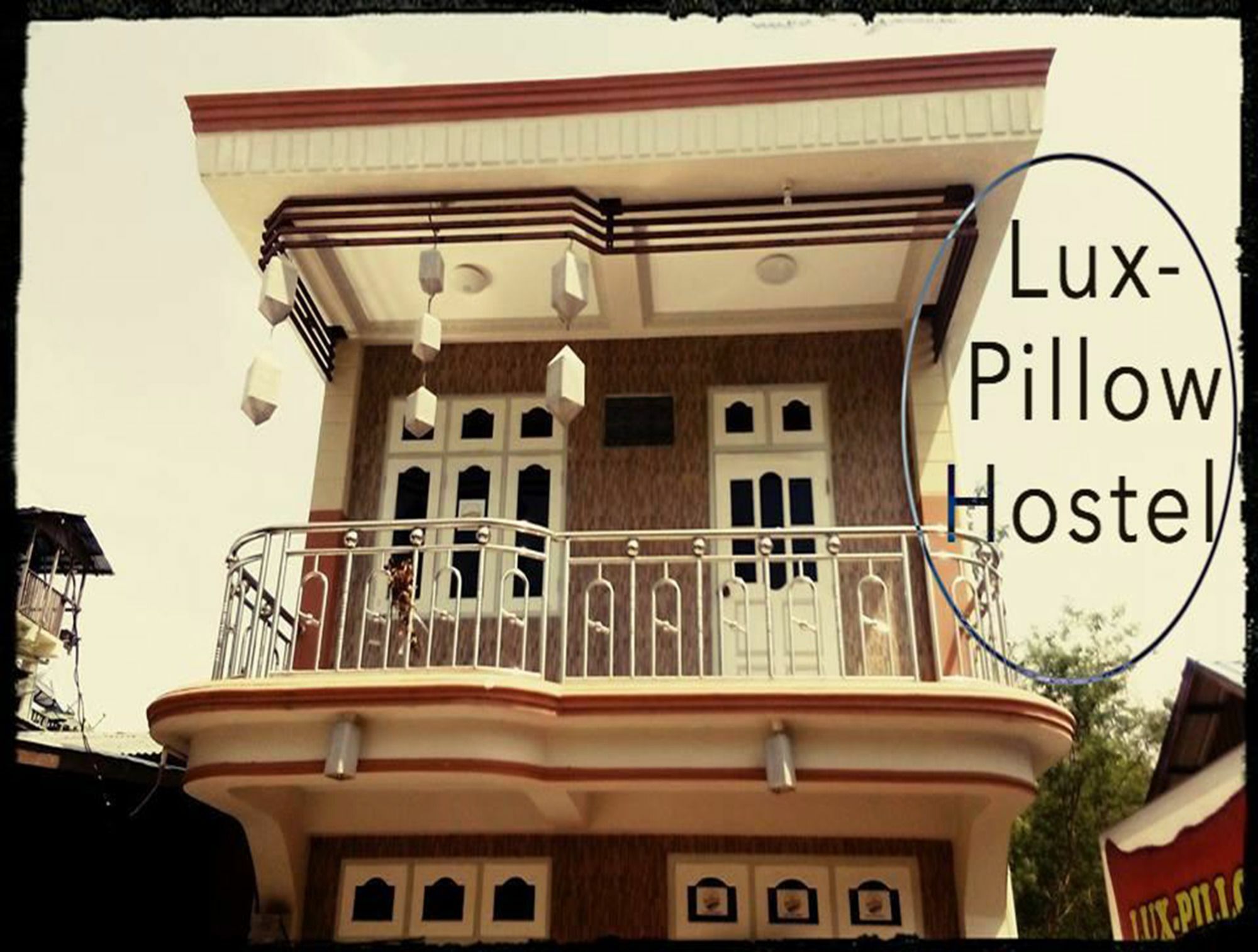 Lux Pillow Hostel Nyaung-U Exterior photo